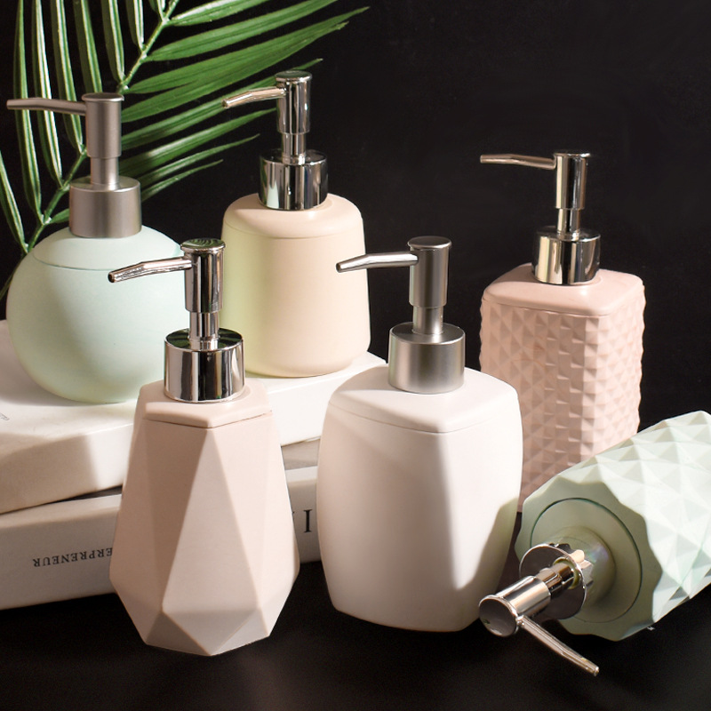 European Pressing Bottle Lotio - Serving Tray Mold recensione e prezzo